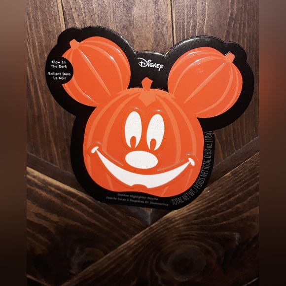 Disney Other - Disney Mickey Mouse Halloween Pumpkin Eyeshadow & Highlighter Palette